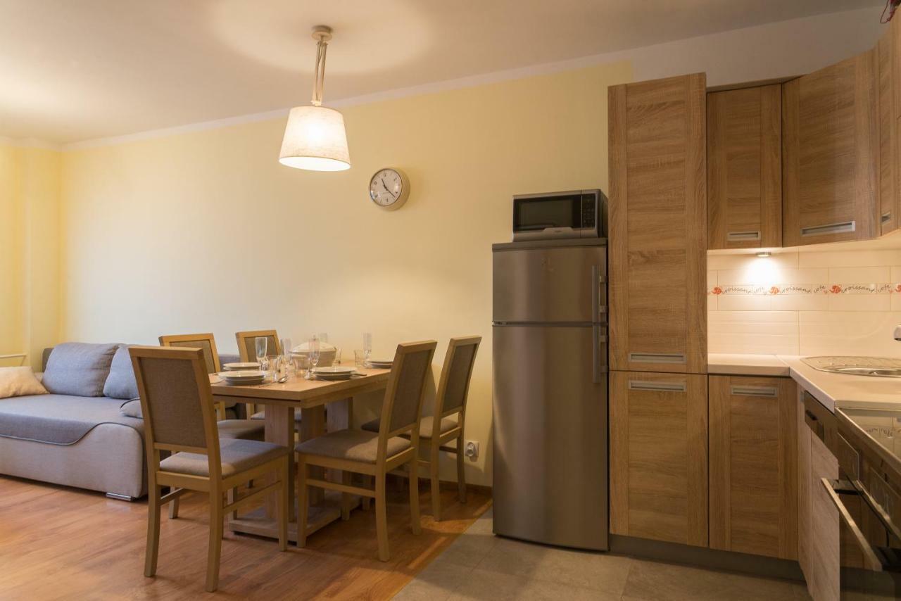 Apartament Na Urlop - Centrum - Przy Amfiteatrze - 500M Do Basenow Wisła Exteriör bild