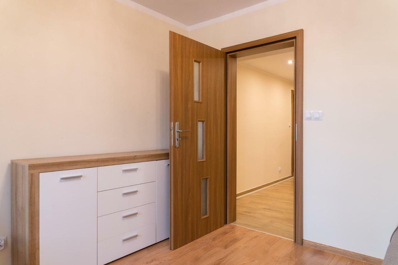 Apartament Na Urlop - Centrum - Przy Amfiteatrze - 500M Do Basenow Wisła Exteriör bild