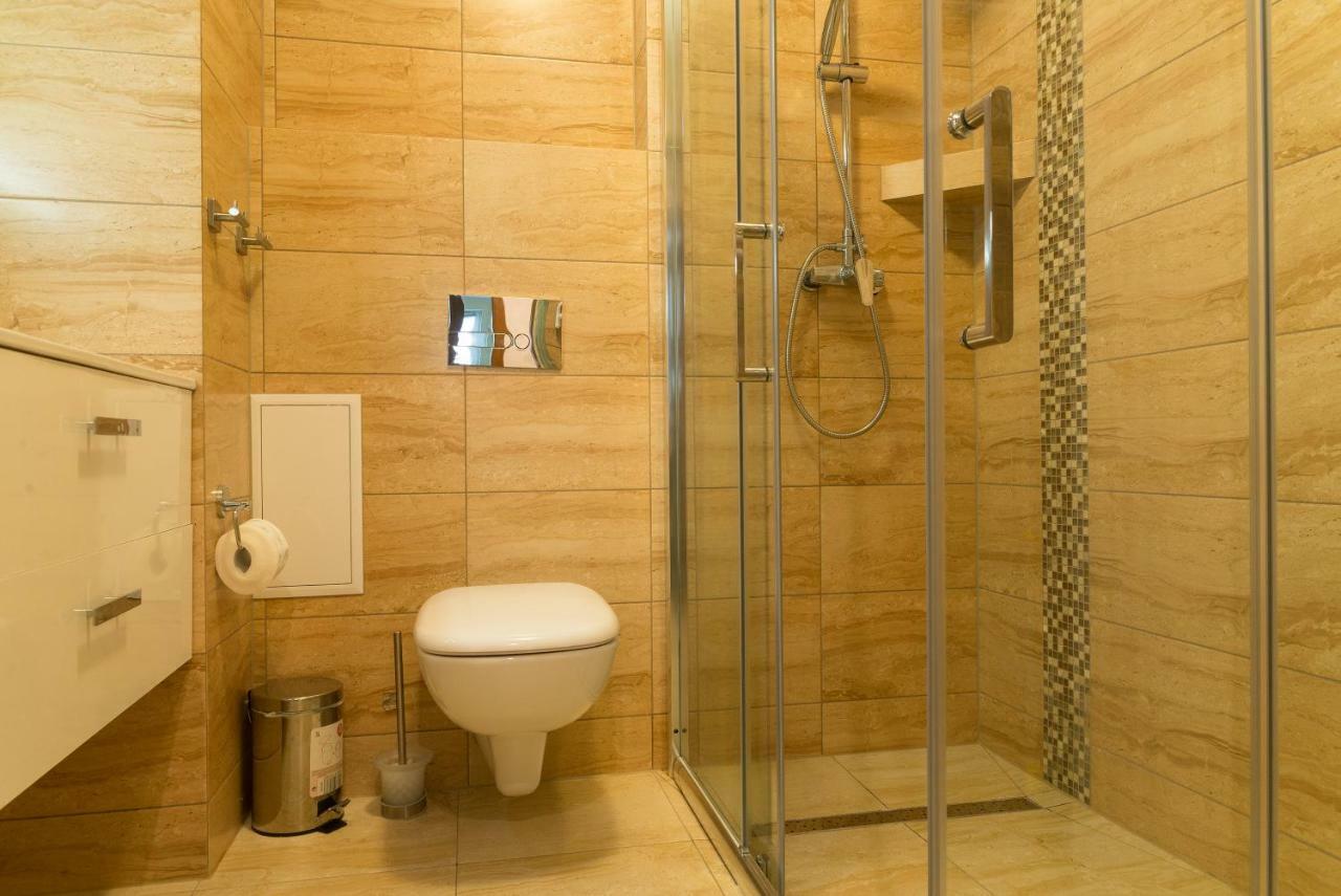Apartament Na Urlop - Centrum - Przy Amfiteatrze - 500M Do Basenow Wisła Exteriör bild